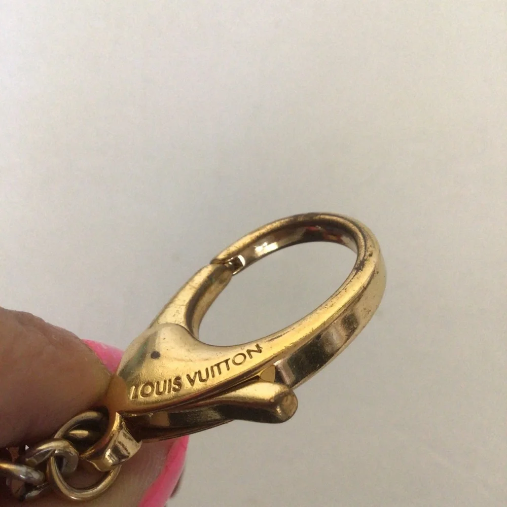 LOUIS VUITTON RED RESIN MOSAIC MONOGRAM FLOWER BAG CHARM